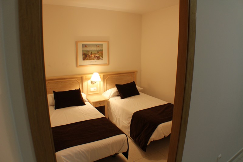 Twin room Hotel Cubil 2 enkelsängar